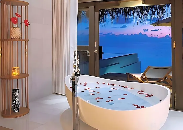 Emerald Maldives Resort & Spa