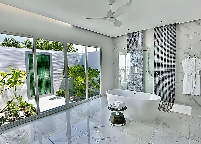 Emerald Maldives Resort & Spa